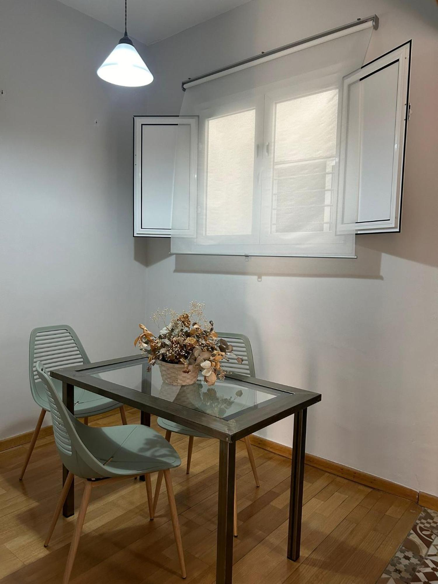Апартаменты Beautiful And Bright- 1Bd 1Bth- Center Севилья Экстерьер фото